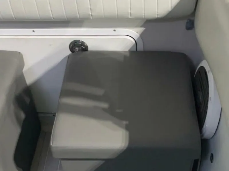 Slide: The Image of Wellcraft Scarab 30 Sport 1990 - 5660788