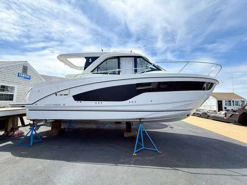 The Image of Beneteau Antares 9 V2 2025 - 5428736