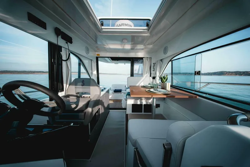 Slide: The Image of 2025 BENETEAU Antares 9 - 4899157