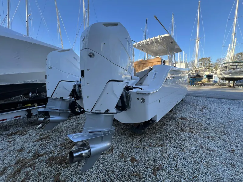 Slide: The Image of Invincible 33 Catamaran 2025 - 4899582