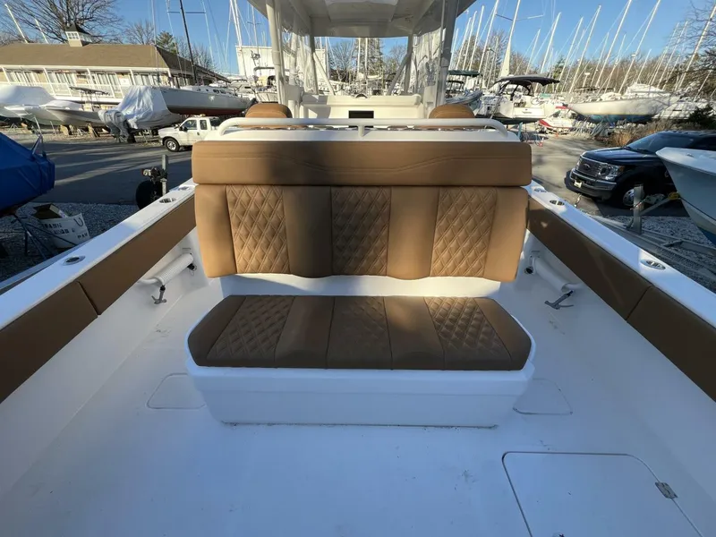 Slide: The Image of Invincible 33 Catamaran 2026 - 4899568