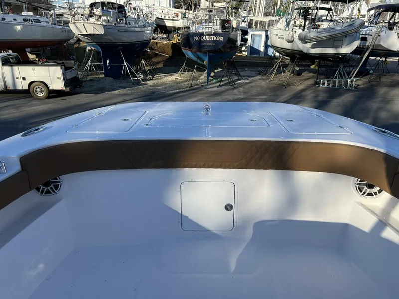 Slide: The Image of Invincible 33 Catamaran 2026 - 4899579