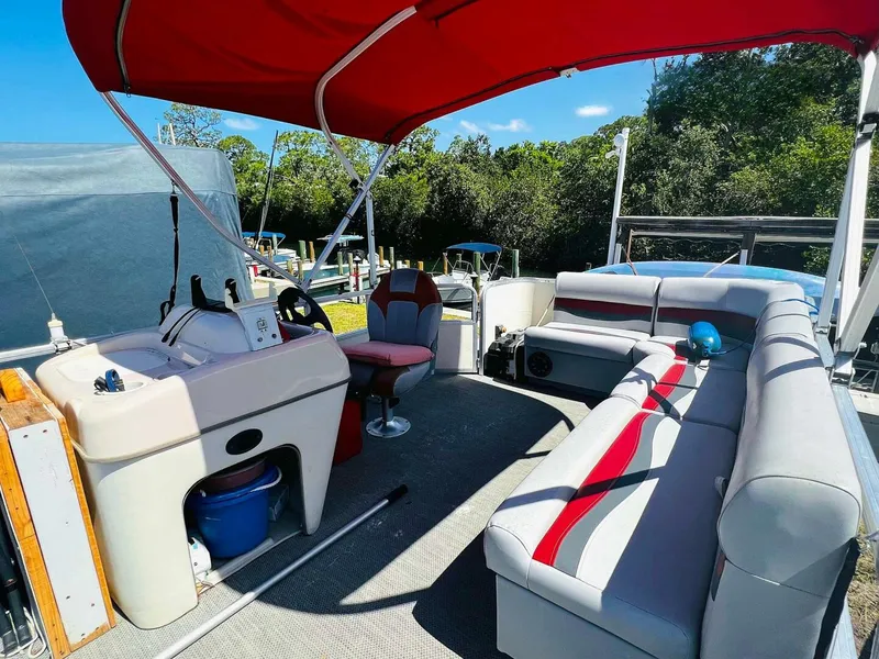 Slide: The Image of Sun Tracker 200 Party Barge Classic 2009 - 4899893