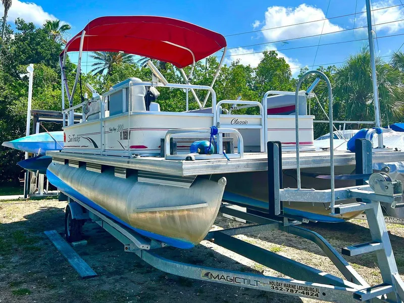 Slide: The Image of Sun Tracker 200 Party Barge Classic 2009 - 4899872