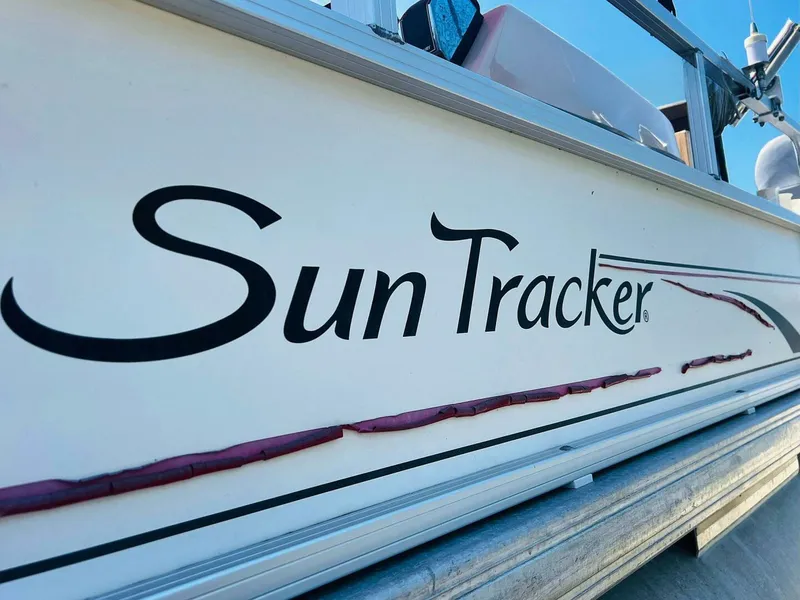 Slide: The Image of Sun Tracker 200 Party Barge Classic 2009 - 4899878