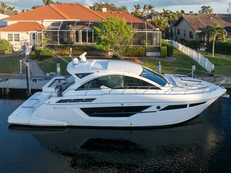 Slide: The Image of Cruisers Cantius 2018 - 4900049