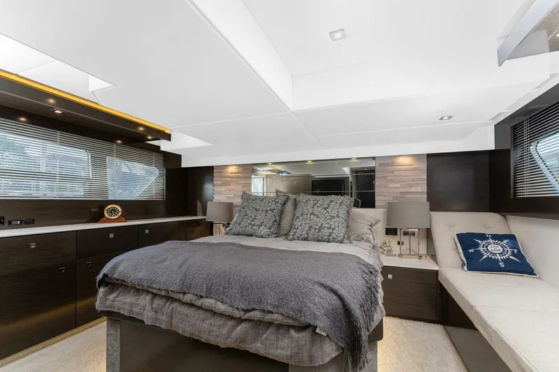 Slide: The Image of Cruisers Cantius 2018 - 4900052