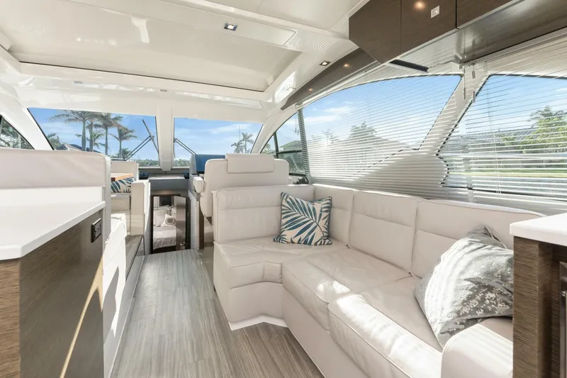 Slide: The Image of Cruisers Cantius 2018 - 4900081