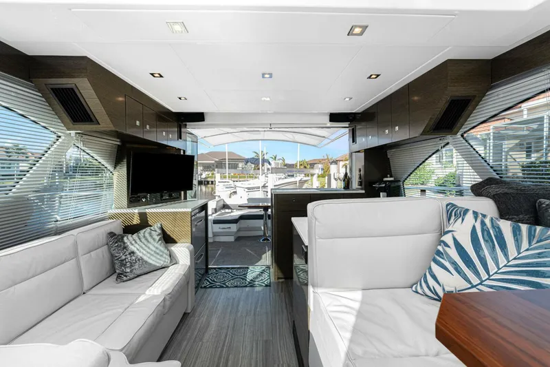 Slide: The Image of Cruisers Cantius 2018 - 4900087