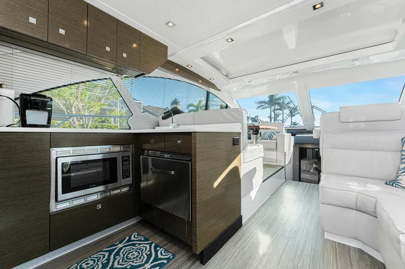Slide: The Image of Cruisers Cantius 2018 - 4900096