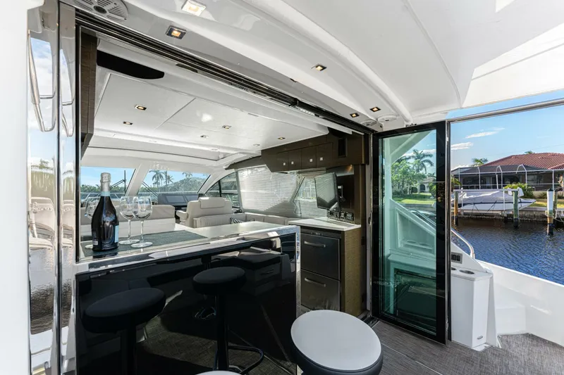 Slide: The Image of Cruisers Cantius 2018 - 4900100