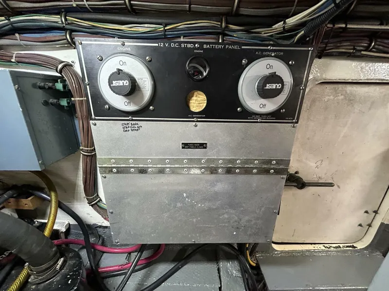 Slide: The Image of 48' Hatteras starboard electrical panel - 4900454