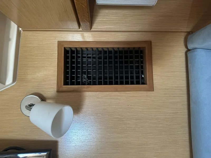 Slide: The Image of Bavaria 36 Cruiser 2011 - 5280781