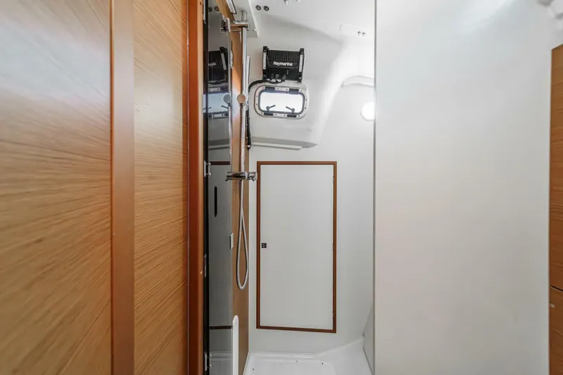 Slide: The Image of Jeanneau Sun Odyssey 349 2022 - 4966244