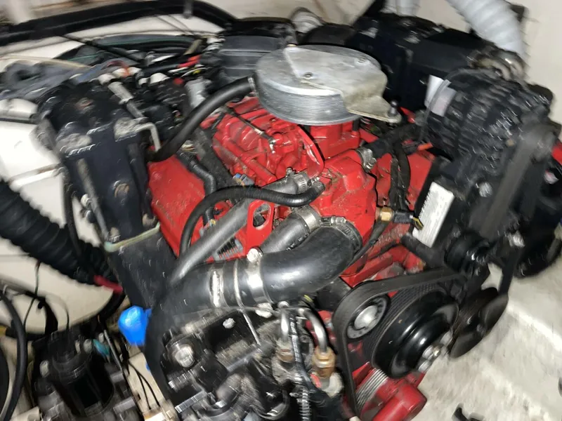 Slide: The Image of Monterey 322 Cruiser 2005 - 4901728