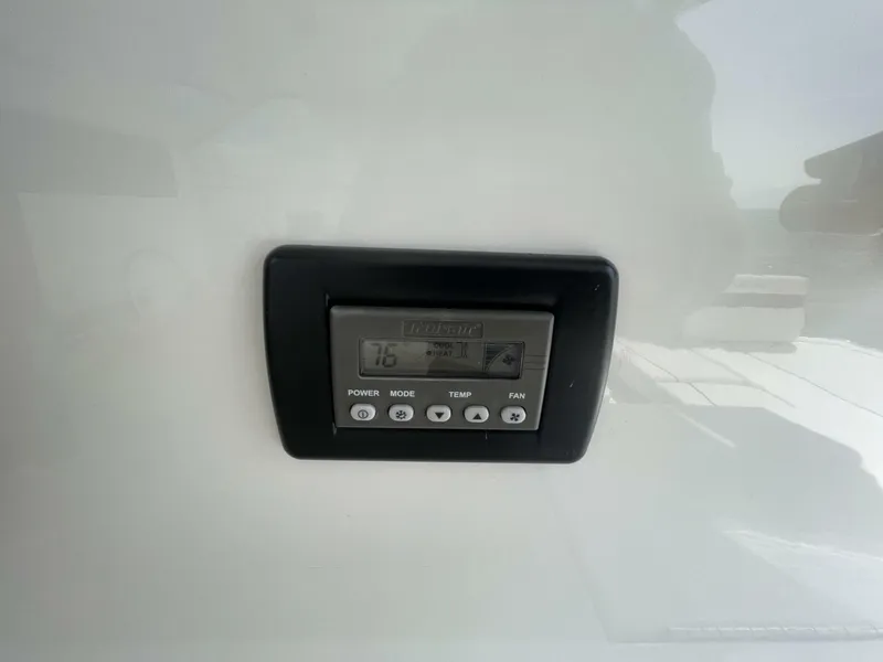 Slide: The Image of Sea Ray 450 Sundancer 2010 - 4901865