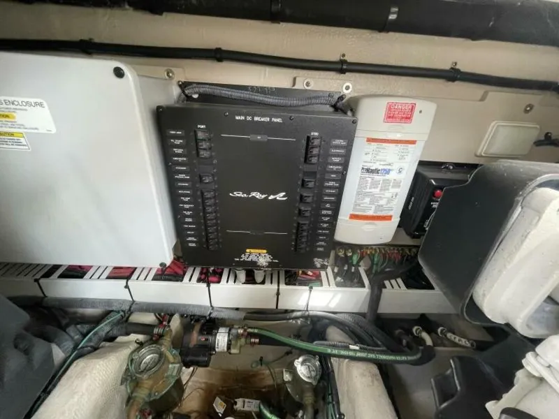 Slide: The Image of Sea Ray 450 Sundancer 2010 - 4901881