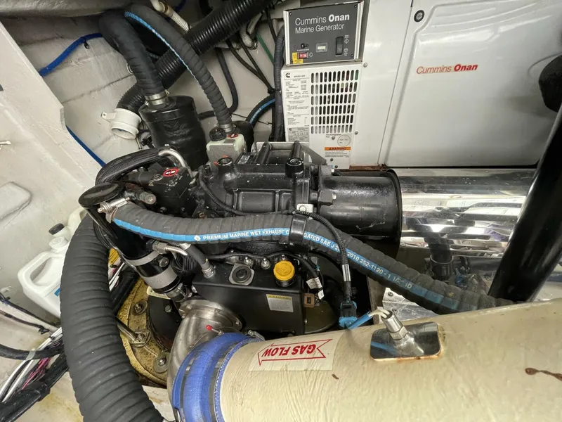 Slide: The Image of Sea Ray 450 Sundancer 2010 - 4901885