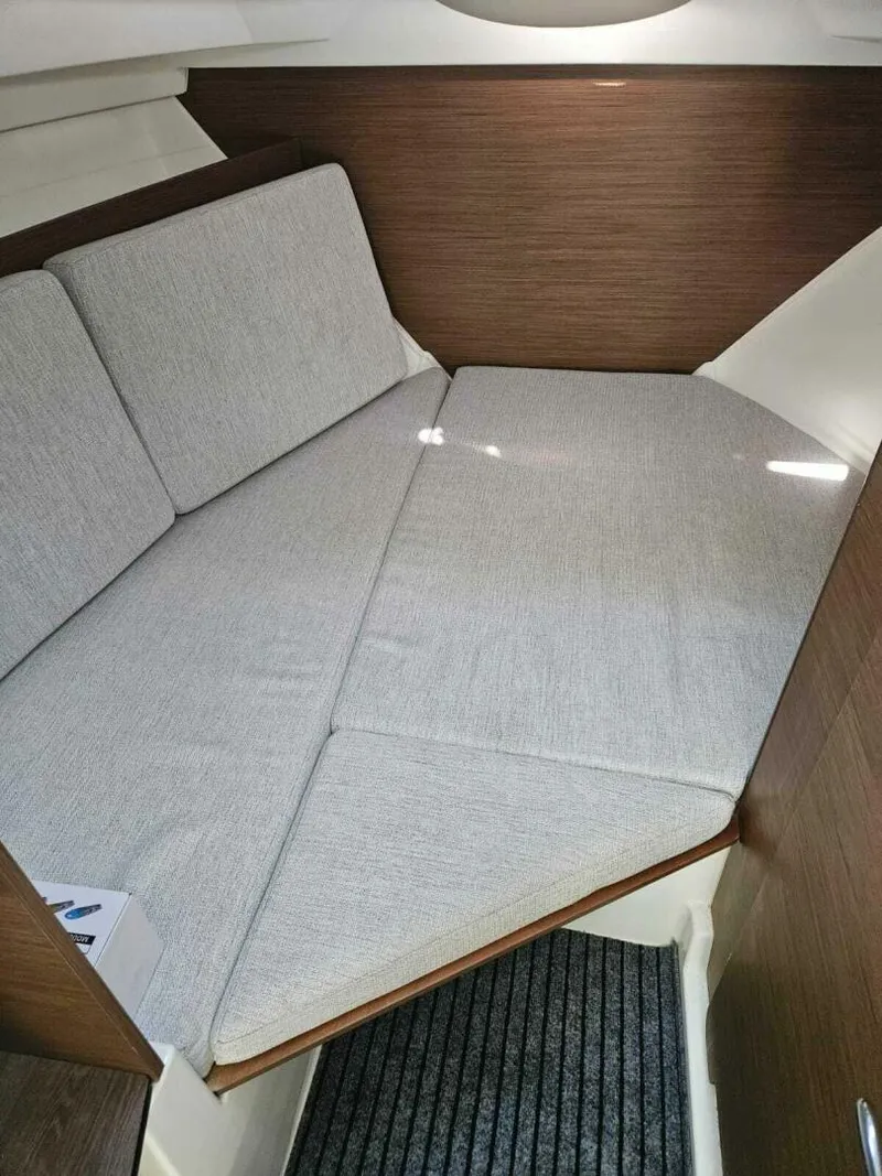 Slide: The Image of Jeanneau NC795 S2 2023 - 4902950