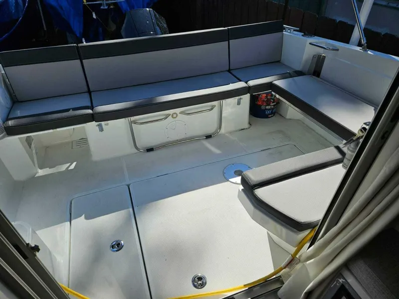 Slide: The Image of Jeanneau NC795 S2 2023 - 4902936