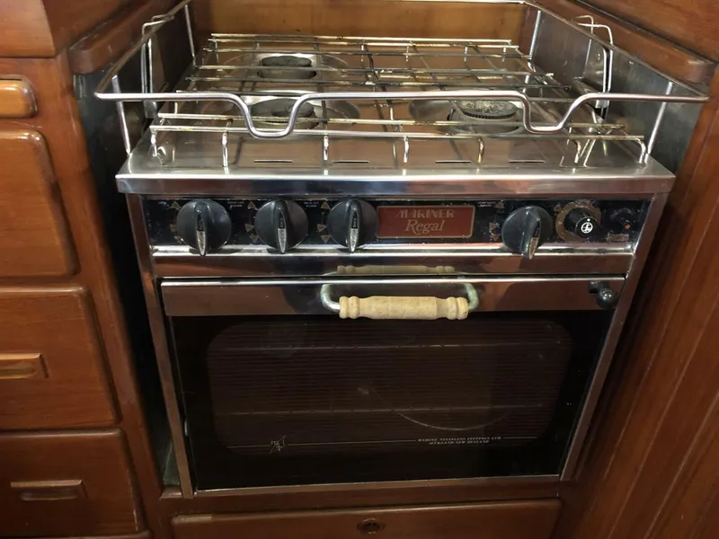 Slide: The Image of Tayana Mariner 36 1987 - 4903867