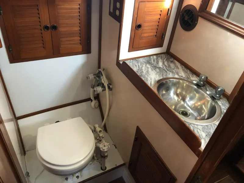 Slide: The Image of Tayana Mariner 36 1987 - 4903871