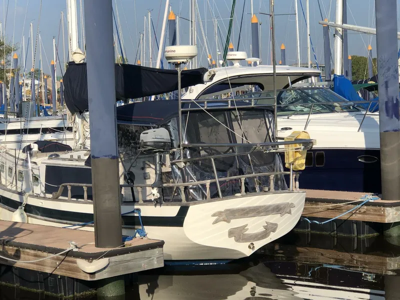 Slide: The Image of Tayana Mariner 36 1987 - 4903851