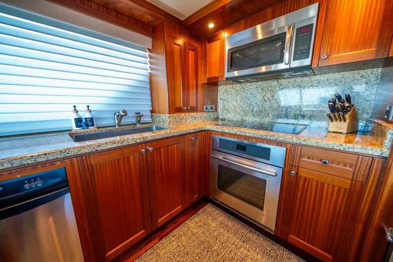 Slide: The Image of Ocean Alexander 78 Motoryacht 2014 - 4904853