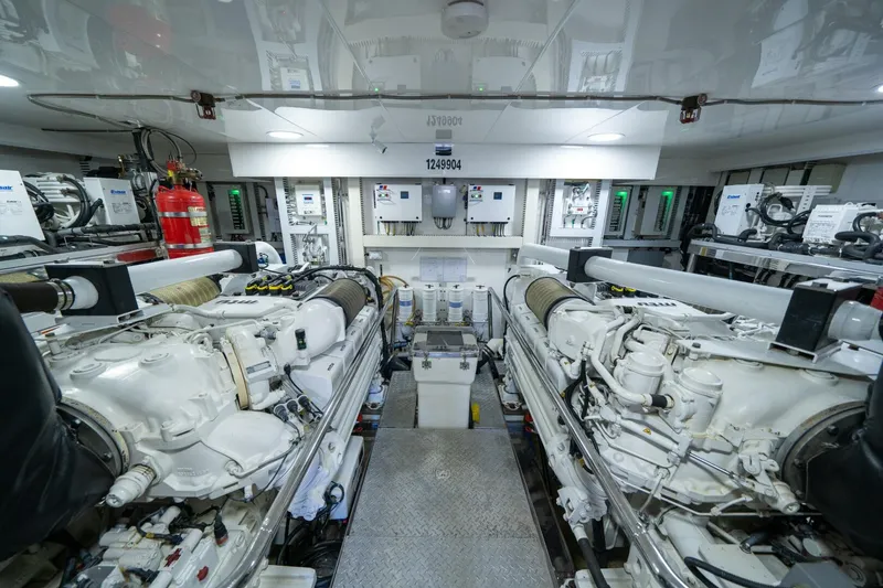 Slide: The Image of Ocean Alexander 78 Motoryacht 2014 - 4904887