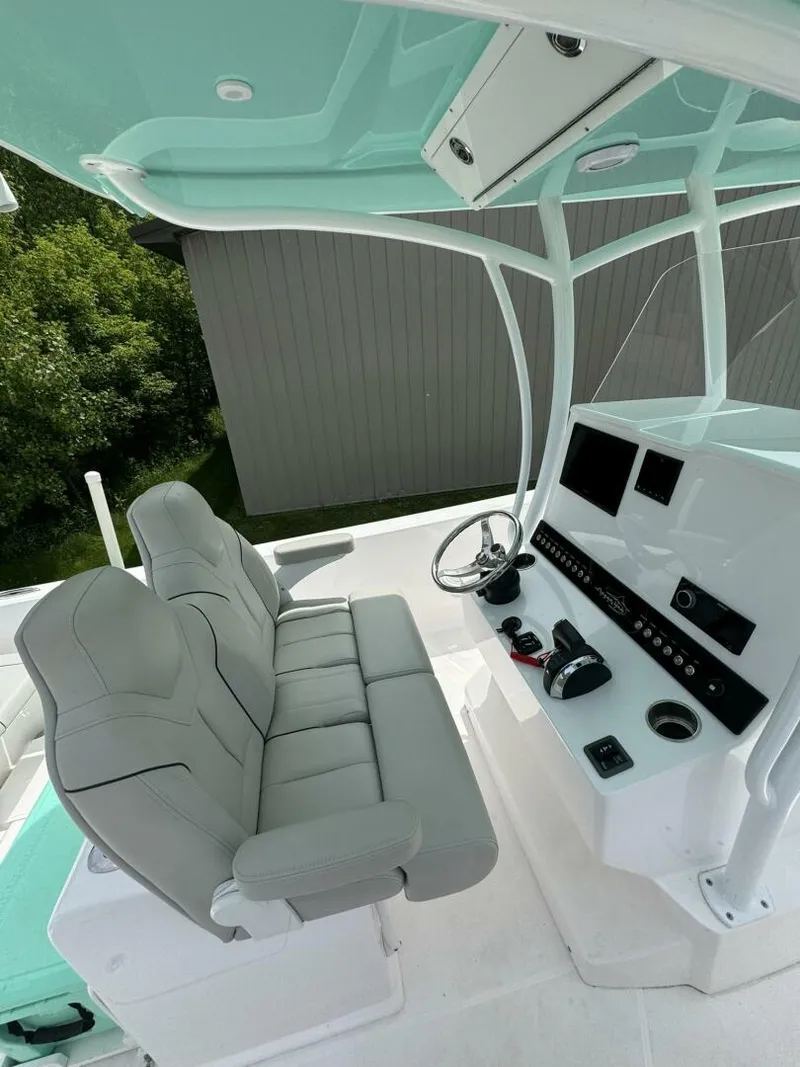 Slide: The Image of Streamline Center Console 2022 - 4904906