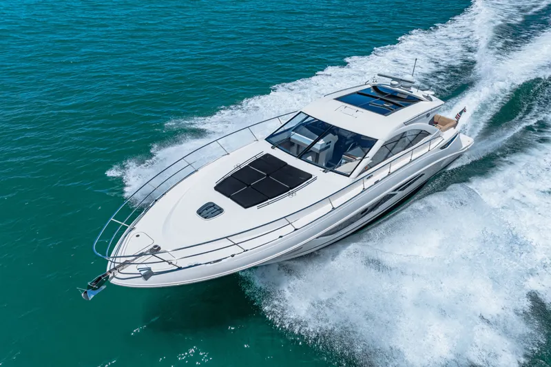 Slide: The Image of Sea Ray 510 SUNDANCER 2017 - 4905287