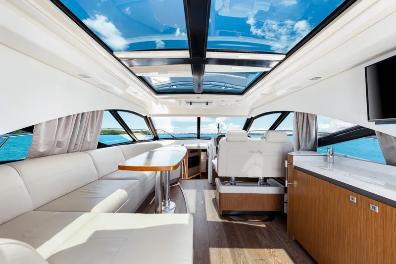 Slide: The Image of Sea Ray 510 SUNDANCER 2017 - 4905316