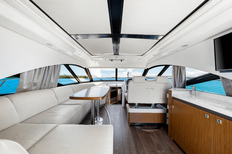 Slide: The Image of Sea Ray 510 SUNDANCER 2017 - 4905317