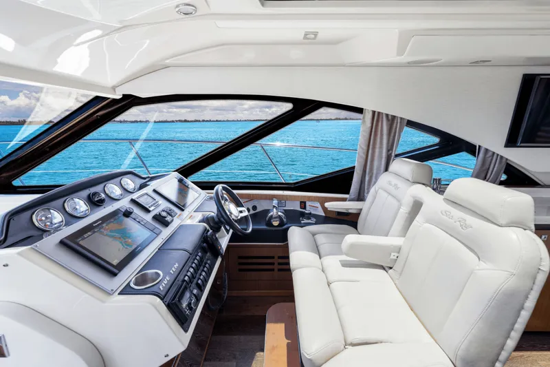 Slide: The Image of Sea Ray 510 SUNDANCER 2017 - 4905323