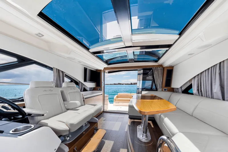 Slide: The Image of Sea Ray 510 SUNDANCER 2017 - 4905327