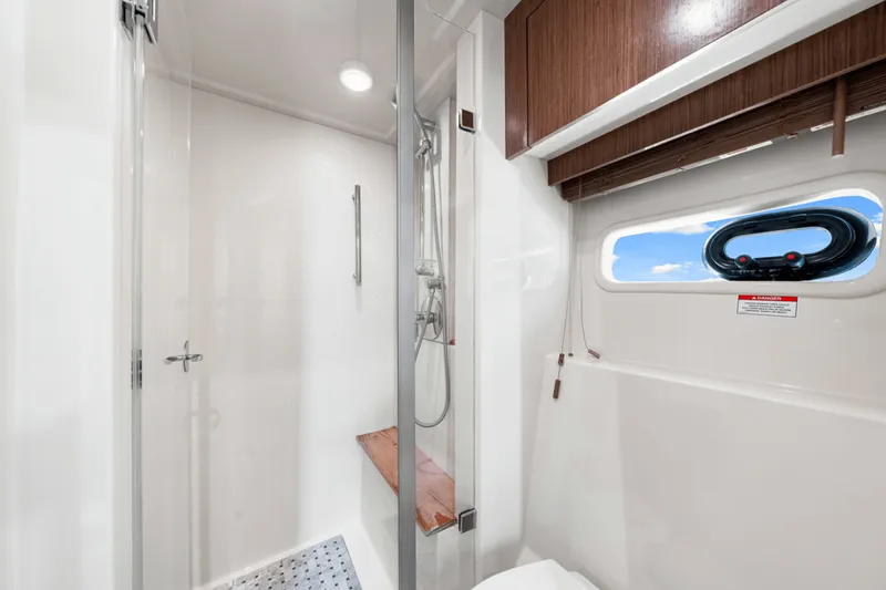 Slide: The Image of Sea Ray 510 SUNDANCER 2017 - 4905339