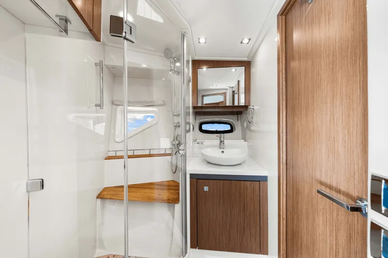 Slide: The Image of Sea Ray 510 SUNDANCER 2017 - 4905342