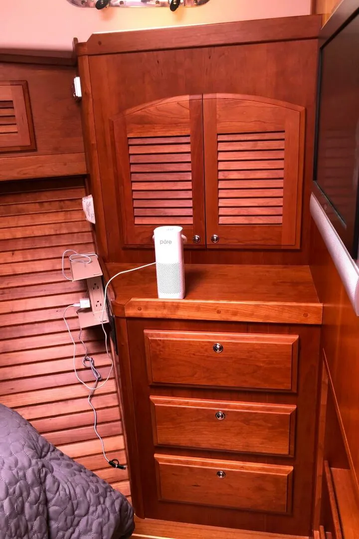 Slide: The Image of Sabre 40 Sedan 2009 - 4905562