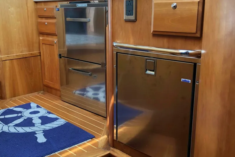 Slide: The Image of Sabre 40 Sedan 2009 - 4905568