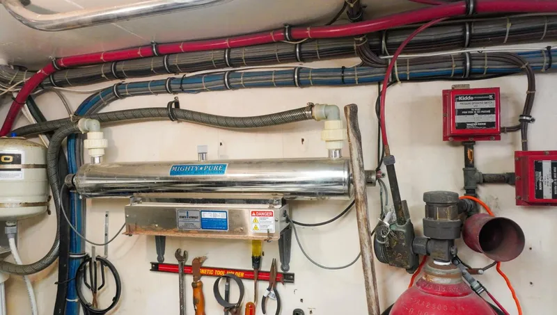 Slide: The Image of Cabo 62 Cockpit Motor Yacht 1990 - 5624656