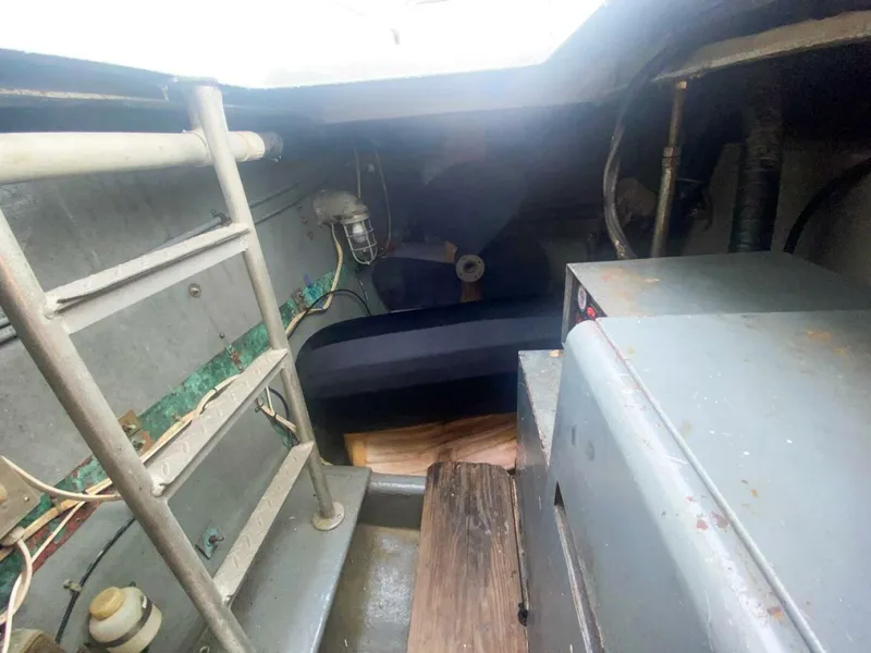 Slide: The Image of Cabo 62 Cockpit Motor Yacht 1990 - 5624701