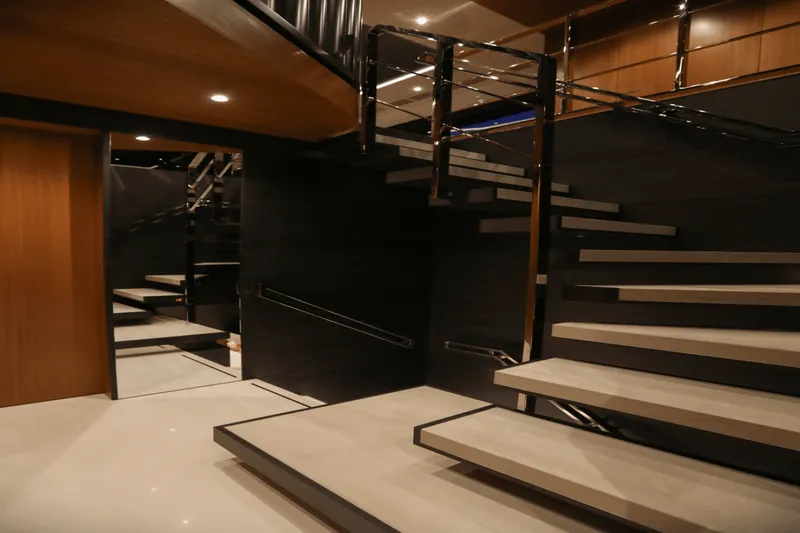 Slide: The Image of Ocean Alexander 35P 2025 - 5025412