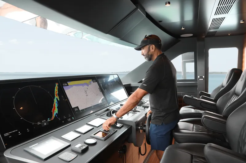 Slide: The Image of Ocean Alexander 35P 2025 - 5025414