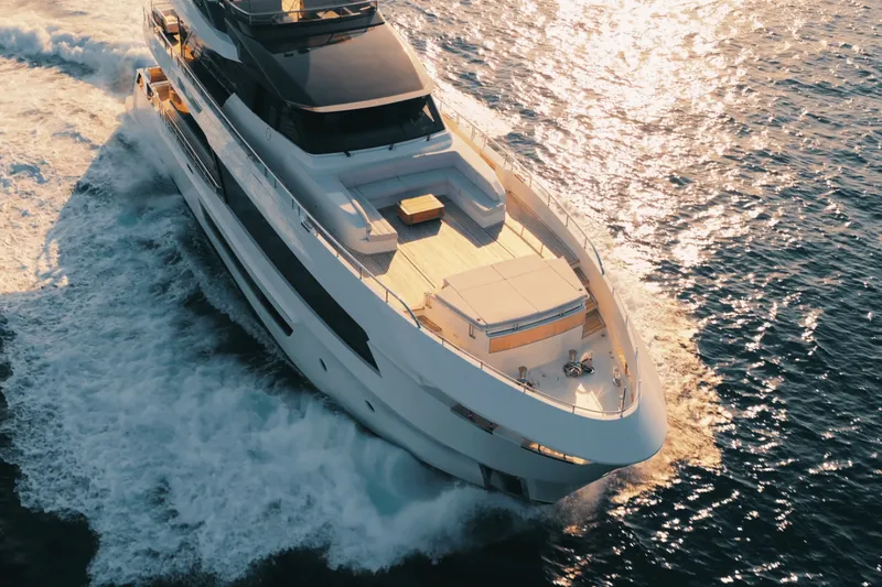 Slide: The Image of Ocean Alexander 35P 2025 - 5081121