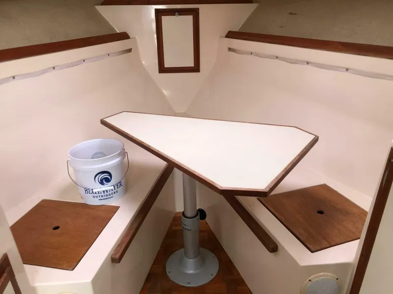 Slide: The Image of Shannon Brendan 28 1990 - 4907392