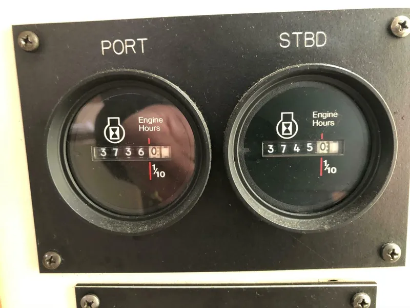 Slide: The Image of Shannon Brendan 28 1990 - 4907386