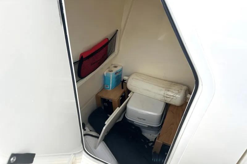 Slide: The Image of Scout 240 XSF 2023 - 12