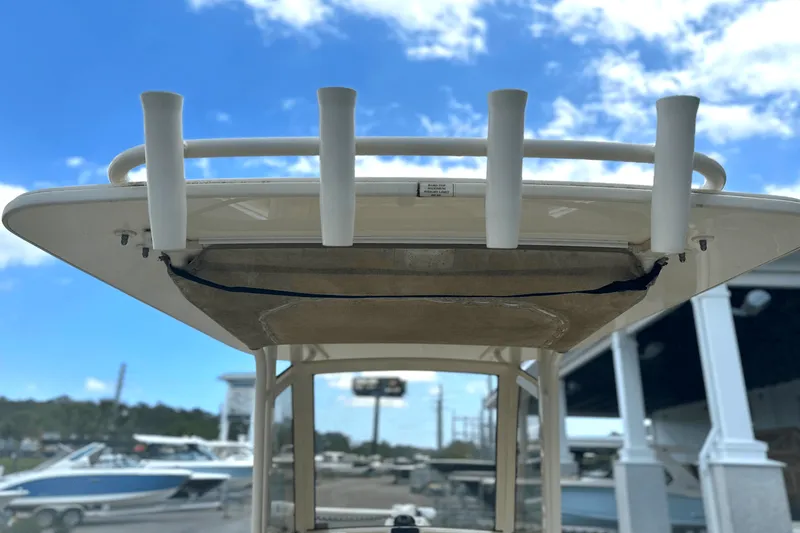 Slide: The Image of Scout 240 XSF 2023 - 9