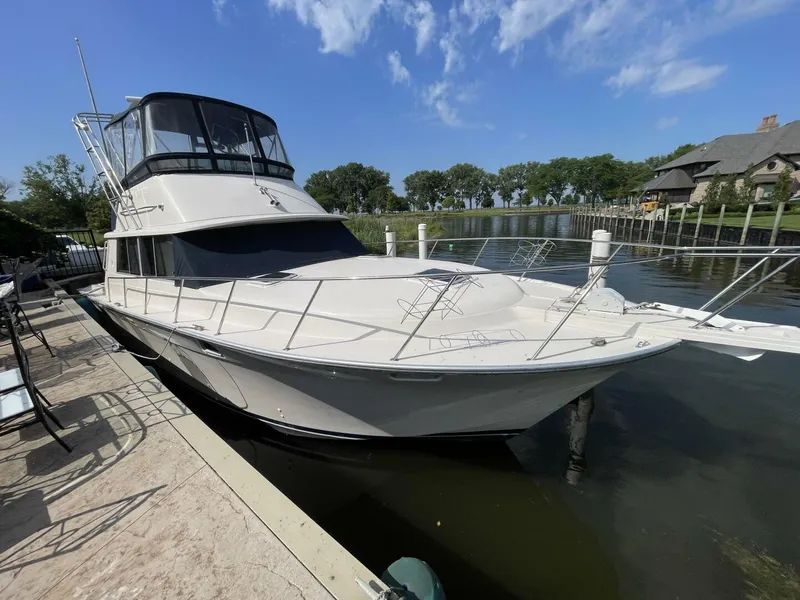 The Image of Silverton 37 Convertible 1989 - 5842617