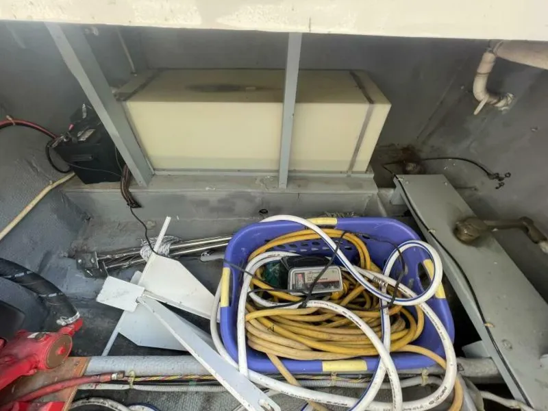 Slide: The Image of Silverton 37 Convertible 1989 - 5842645